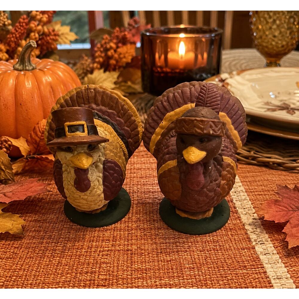 Avon Thanksgiving Turkey Salt & Pepper Shakers Pilgrim & Native American Decor